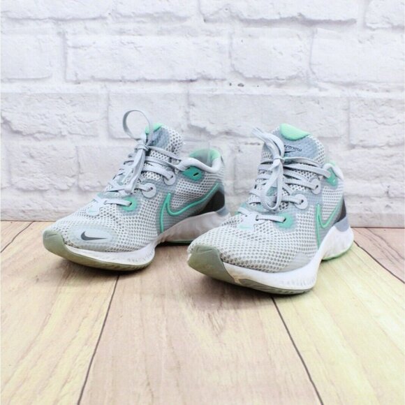 Nike Renew Run Gray Mesh Breathable Running Shoes Sneakers Size 7.5 - Picture 3 of 10